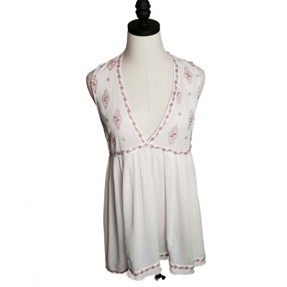 Free People  Embroidered pink and cream top Size XS